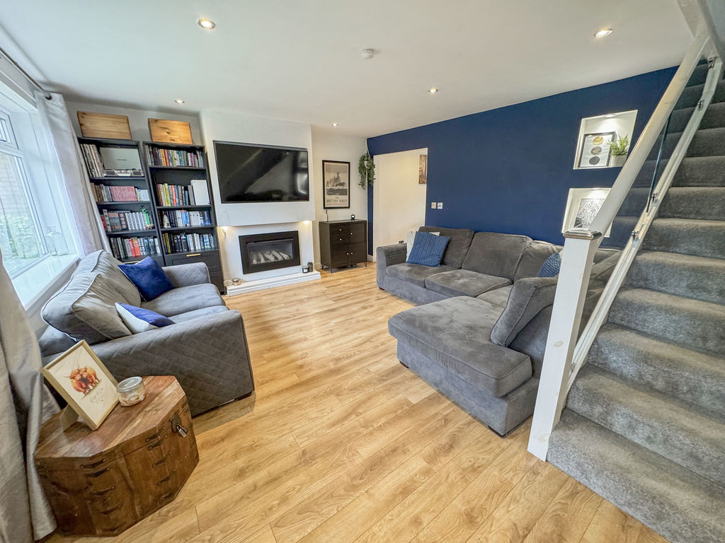 Yarrow Crescent